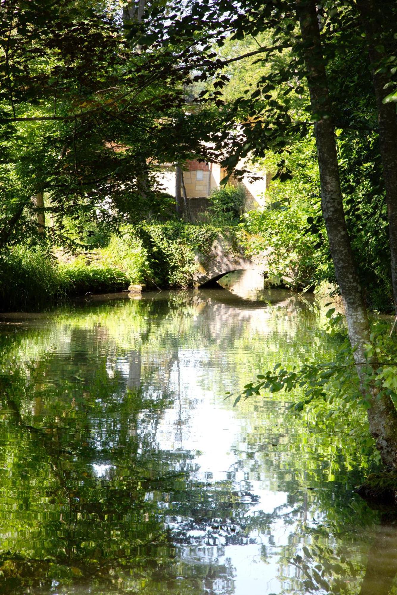 Le Parc Du Chateau Hermonville Exterior photo